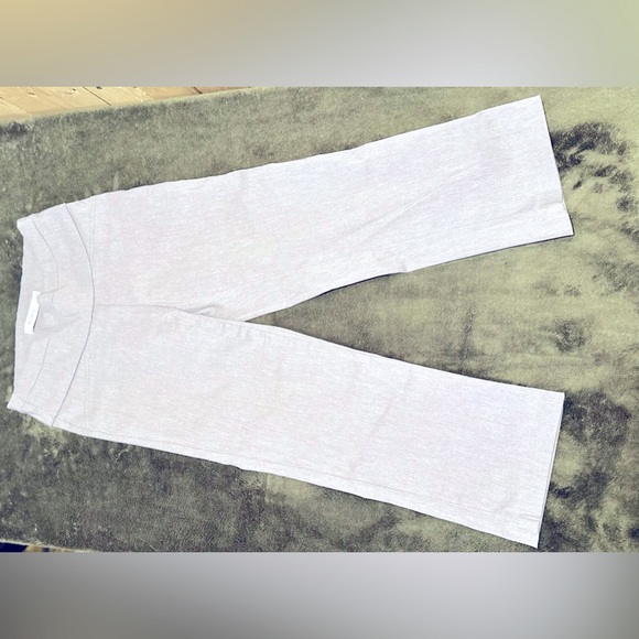 Grey capri dress pants - Picture 2 of 2